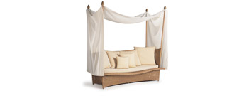 Daydream Four Poster Daybed XS 