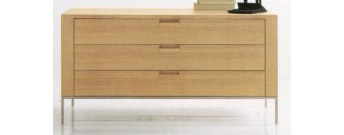 Apta Chest of Drawers by Maxalto